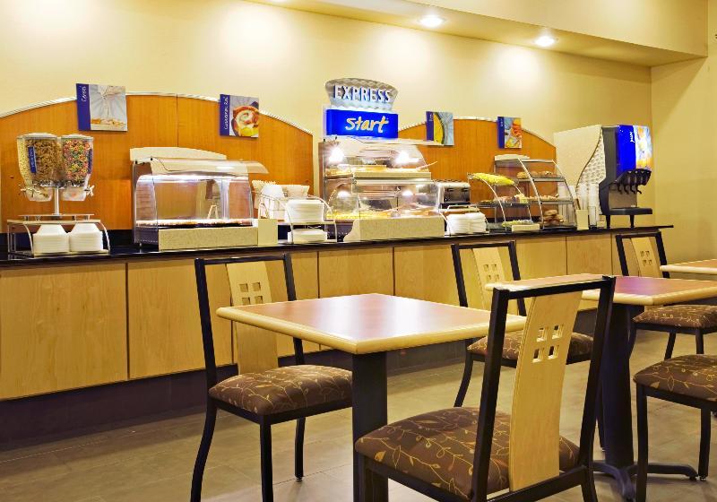 Holiday Inn Express Hotel And Suites Borger By Ihg Εξωτερικό φωτογραφία
